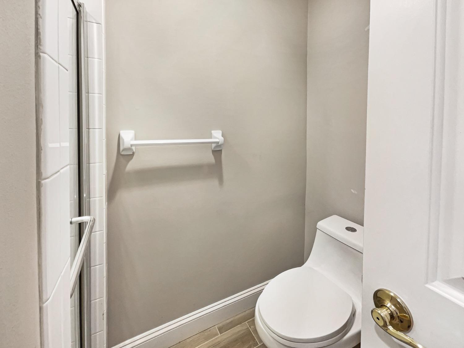 8384 Kenwood Road Cincinnati, OH 45236 - Photo 18 of 36