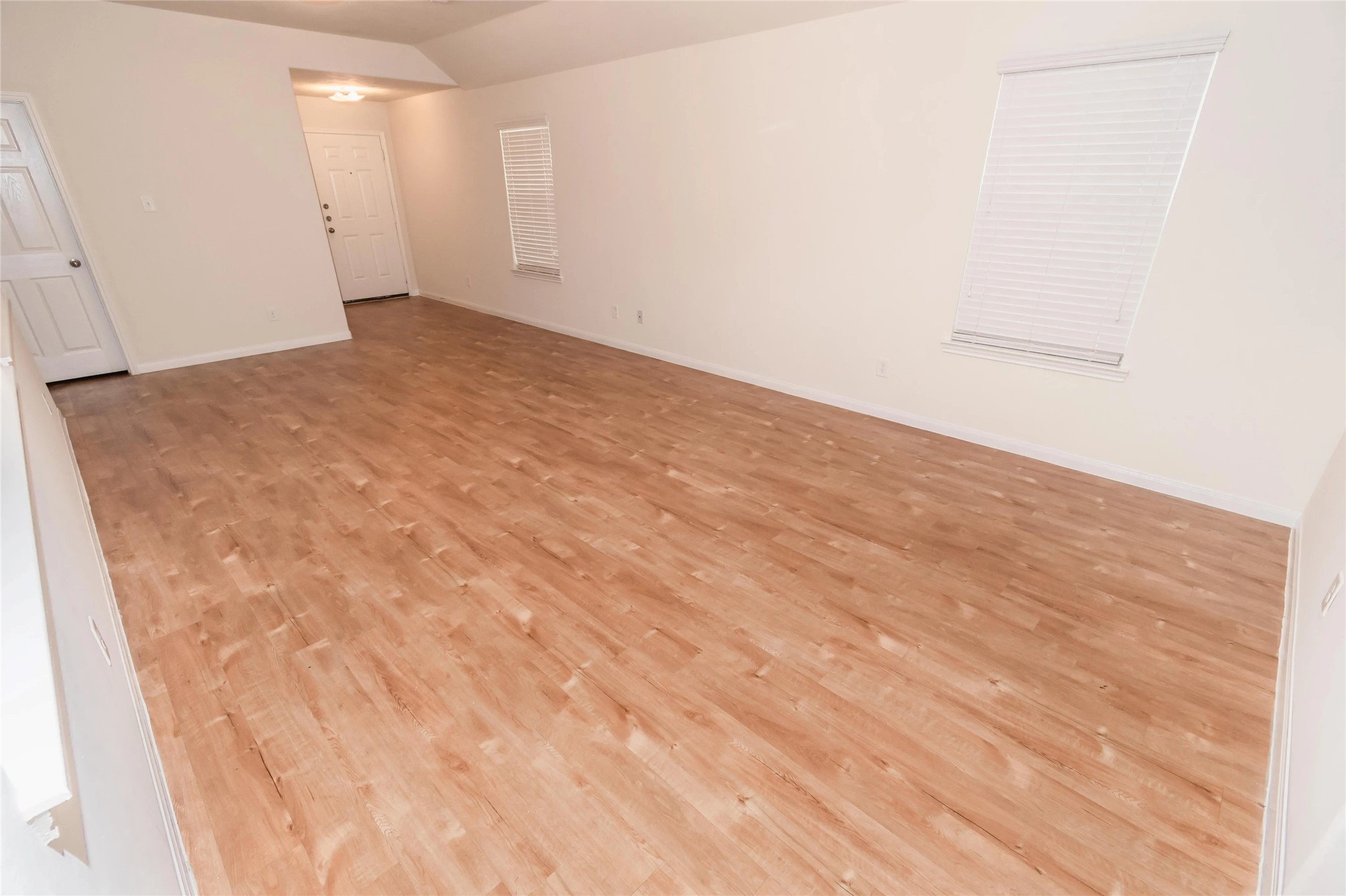 13338 Ella View Lane Houston, TX 77067 - Photo 4 of 8 a view of empty room