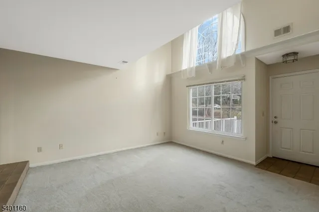 $2,600 | 62 Bentley Court, Bedminster, NJ 07921