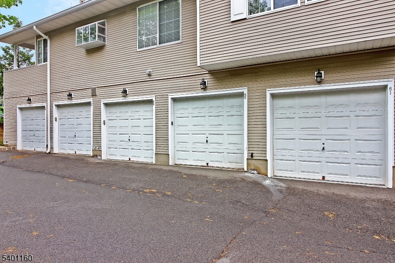 62 Bentley Court Bedminster, NJ 07921 - Photo 14 of 15 a view of a house with an empty space