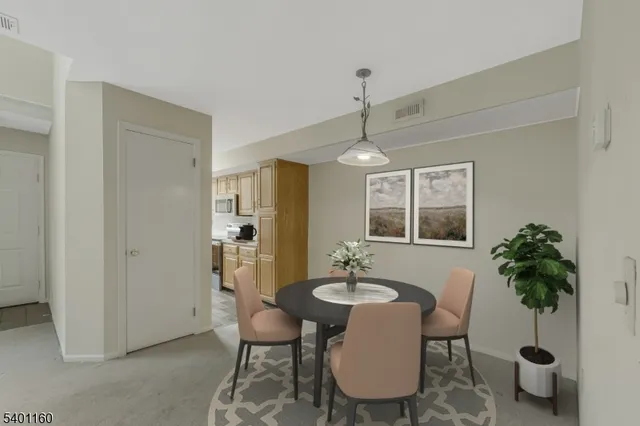 $2,600 | 62 Bentley Court, Bedminster, NJ 07921