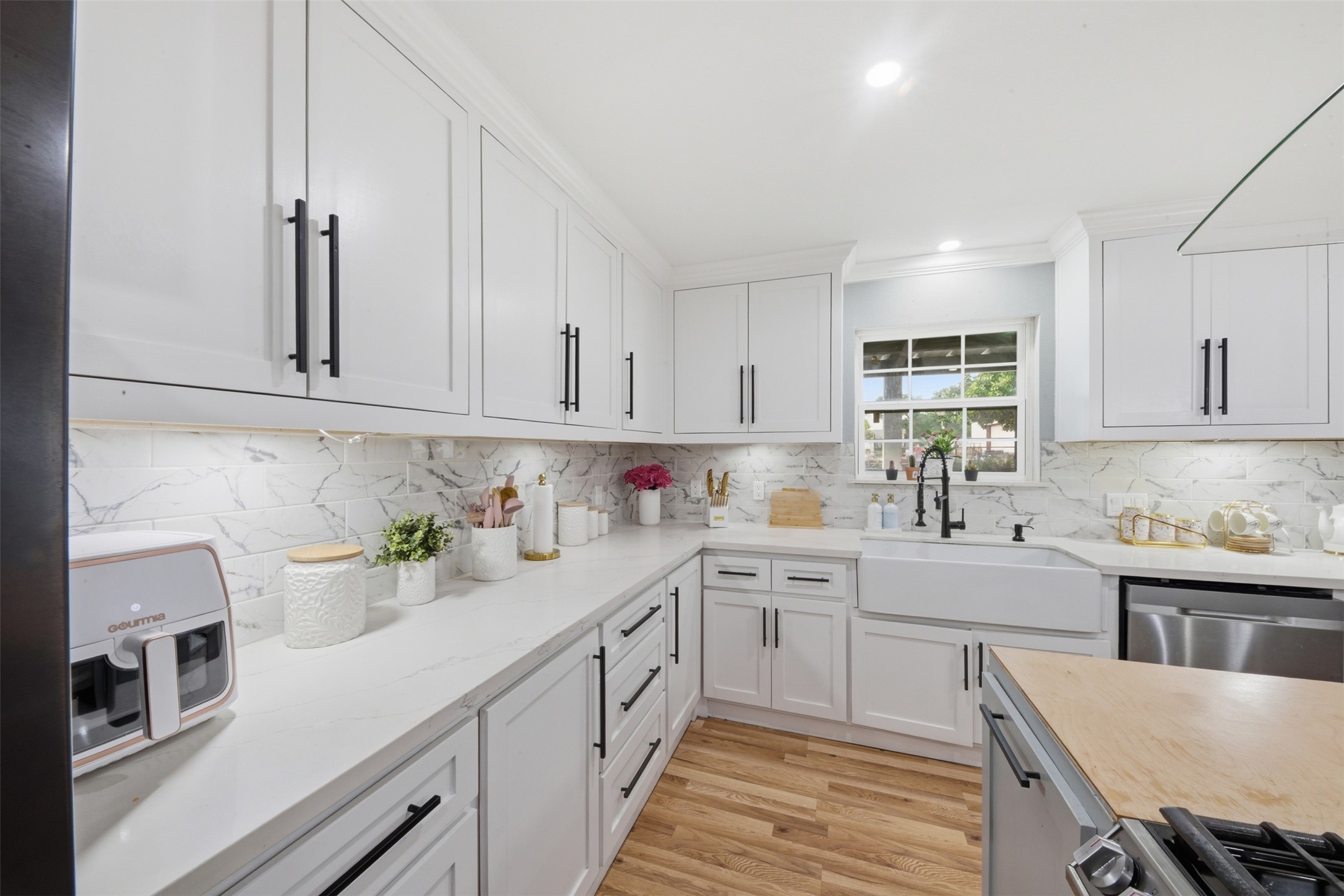 321 Reid Street Houston, TX 77022 - Photo 16 of 45