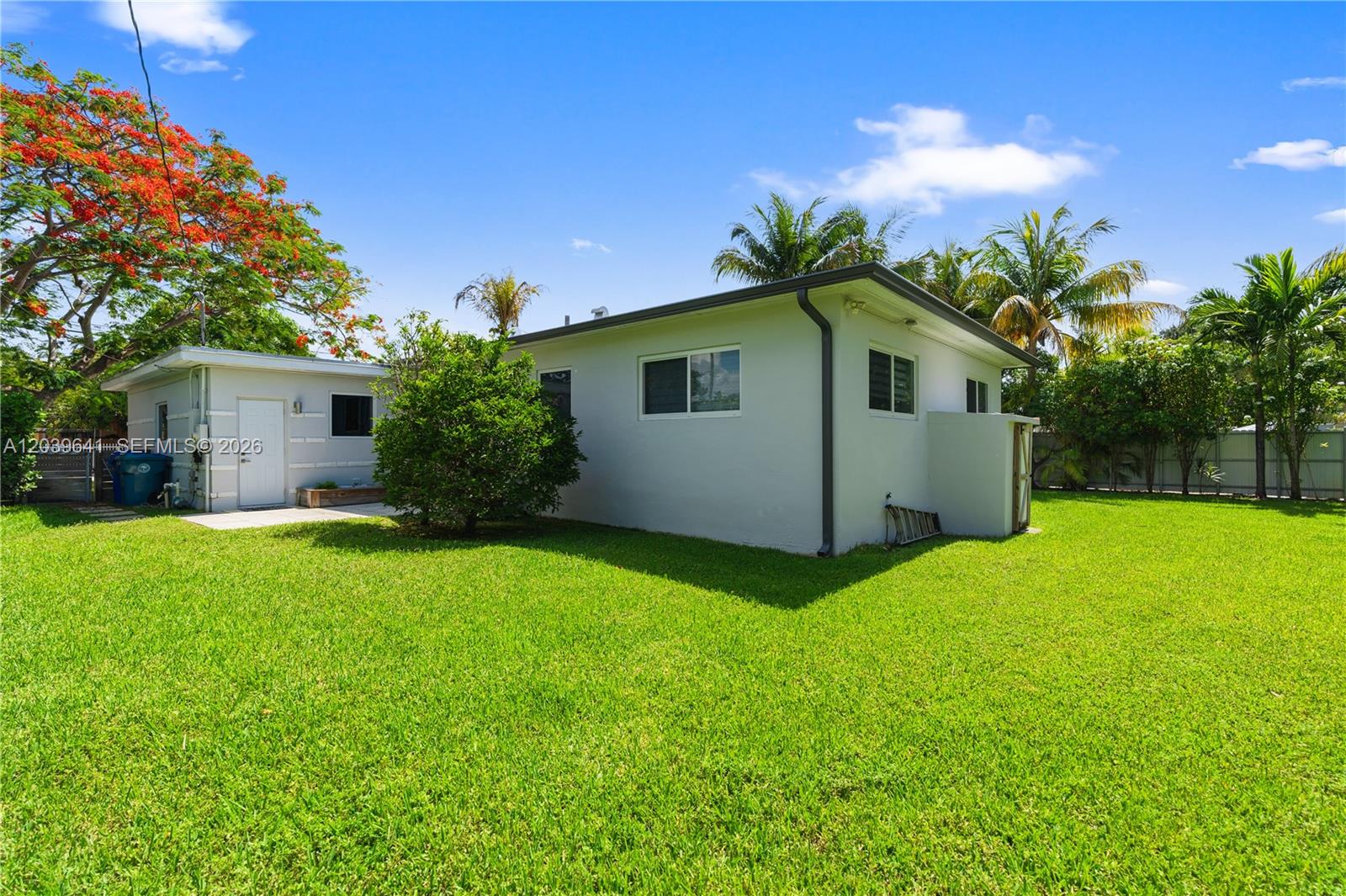 5790 Southwest 3rd Street Miami, FL 33144 - Photo 6 of 50