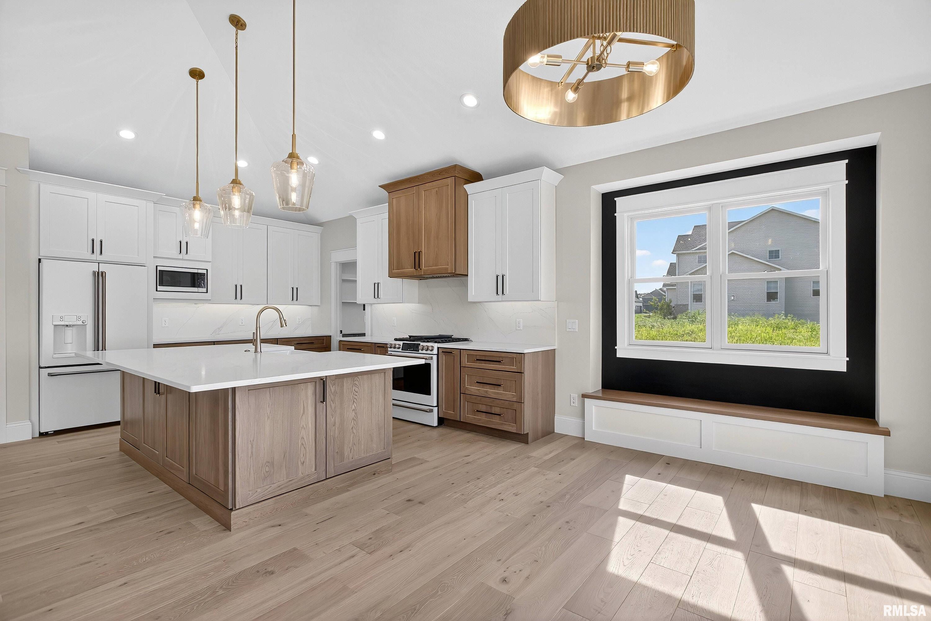 6932 Wilderness Pointe Bettendorf, IA 52722 - Photo 20 of 63