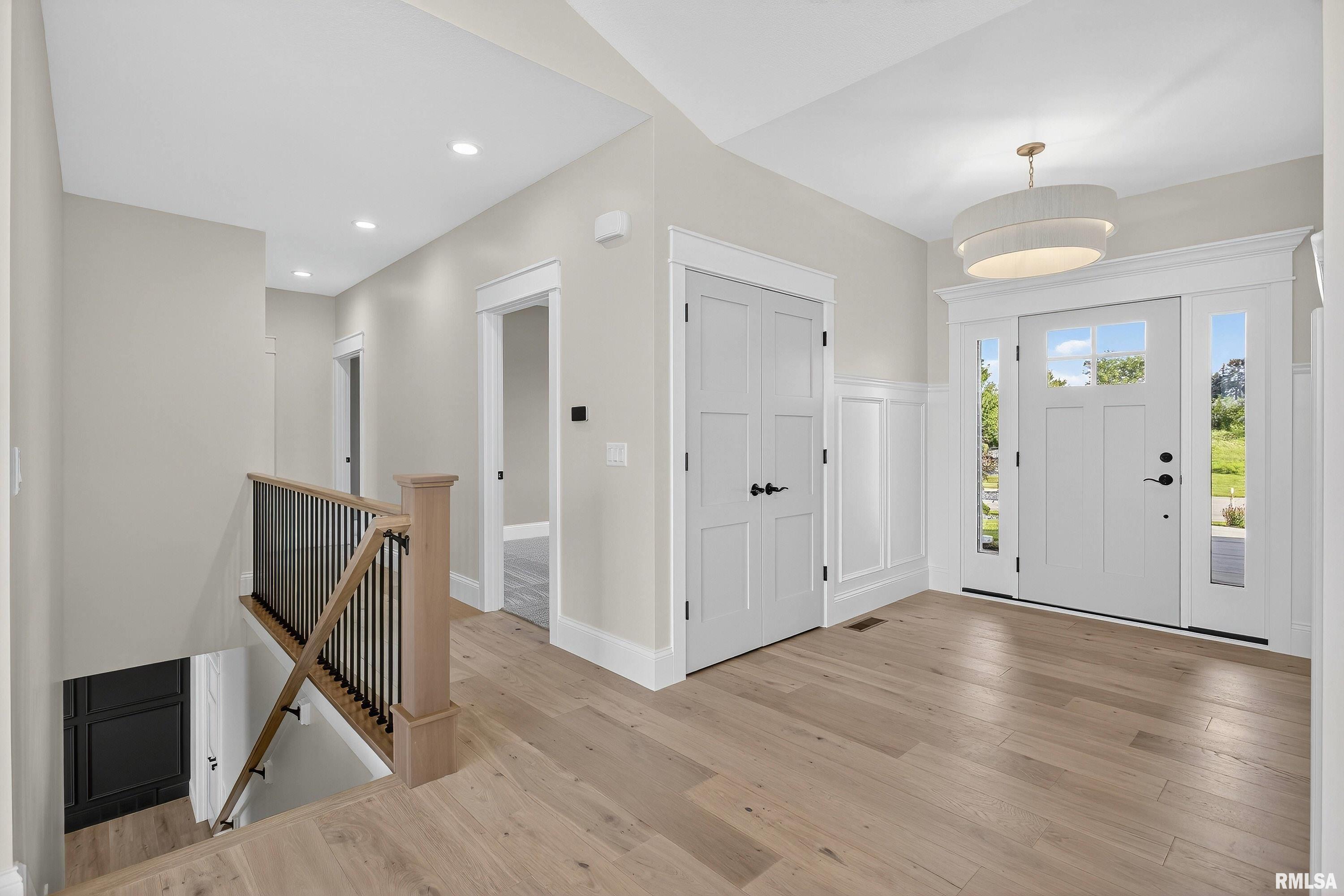 6932 Wilderness Pointe Bettendorf, IA 52722 - Photo 30 of 63