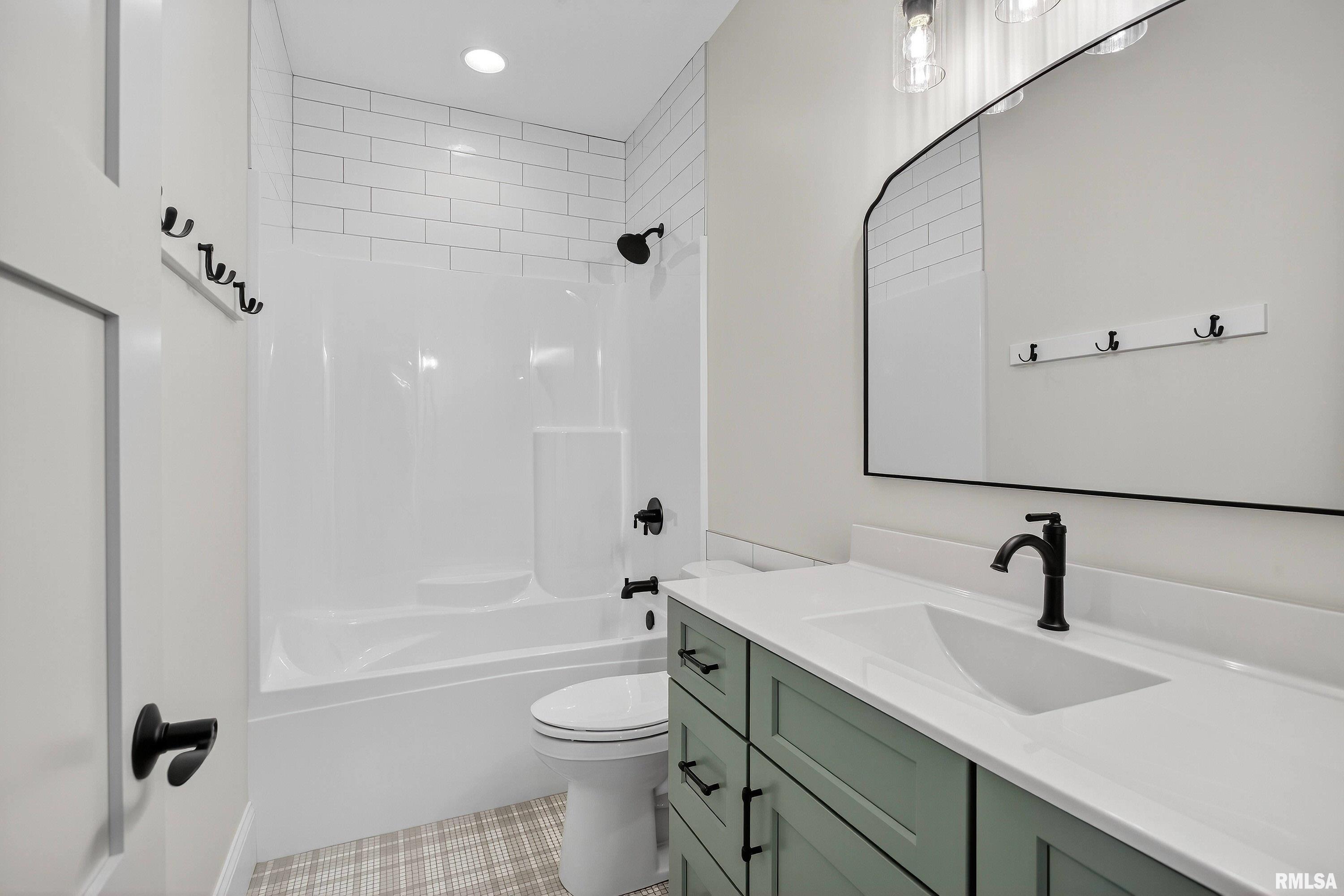 6932 Wilderness Pointe Bettendorf, IA 52722 - Photo 34 of 63