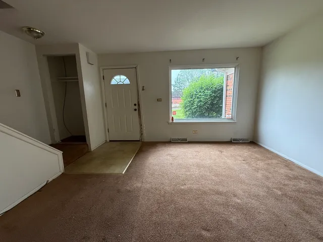 $80,000 | 5013 Euclid Lane, Richton Park, IL 60471