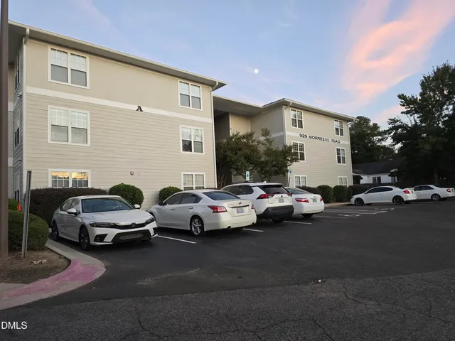 $1,750 | 929 Morreene Road, Durham, NC 27705