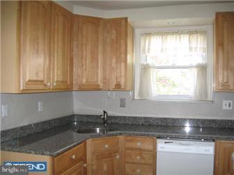 21 Bennington Road Havertown, PA 19083 - Photo 4 of 12 Gallery Image 4