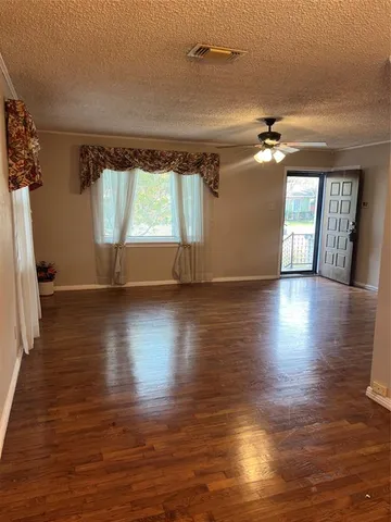 $250,000 | 909 Rindie Street, Irving, TX 75060