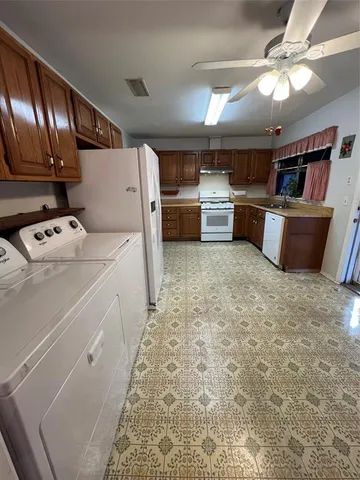 $250,000 | 909 Rindie Street, Irving, TX 75060