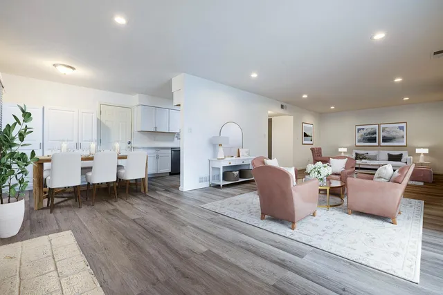 $379,900 | 4466 North Meridian Avenue, Fresno, CA 93726