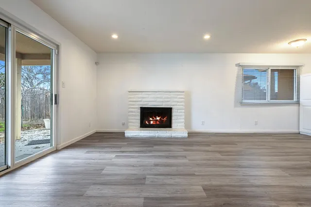 $379,900 | 4466 North Meridian Avenue, Fresno, CA 93726