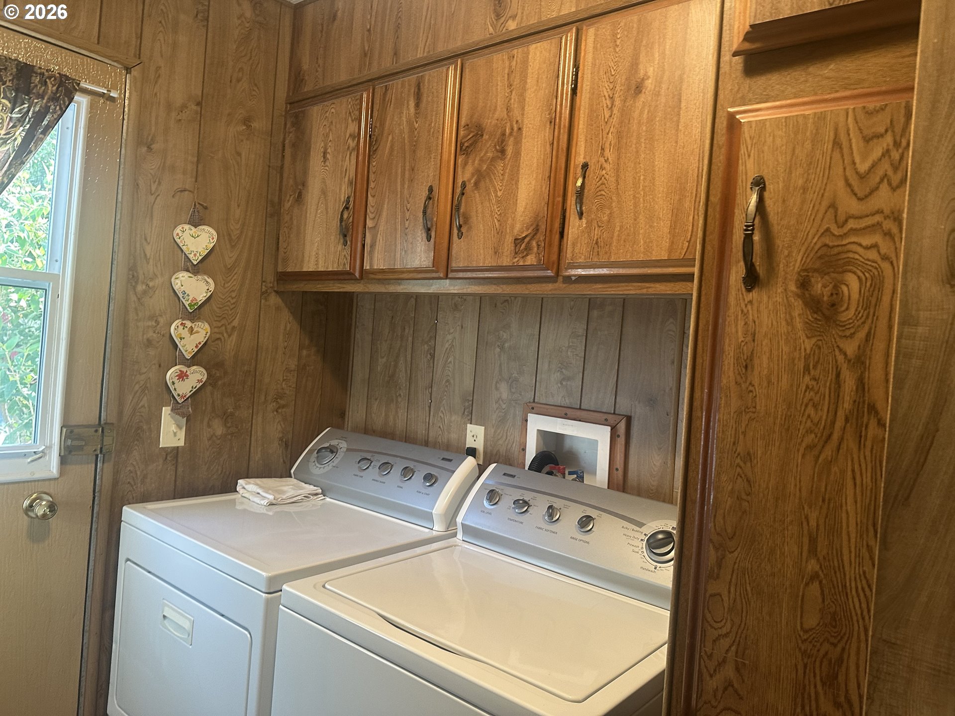 16735 Thompson Road Brookings, OR 97415 - Photo 13 of 23 Laundry