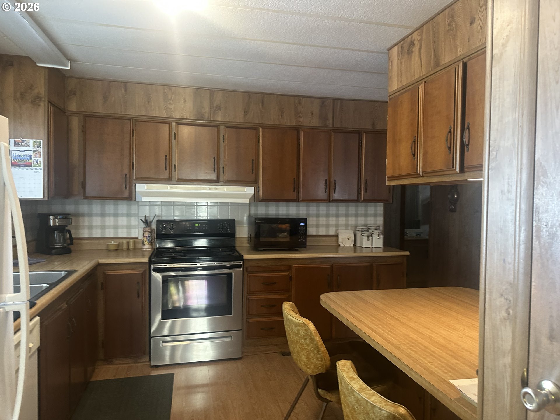 16735 Thompson Road Brookings, OR 97415 - Photo 7 of 23 Kitchen