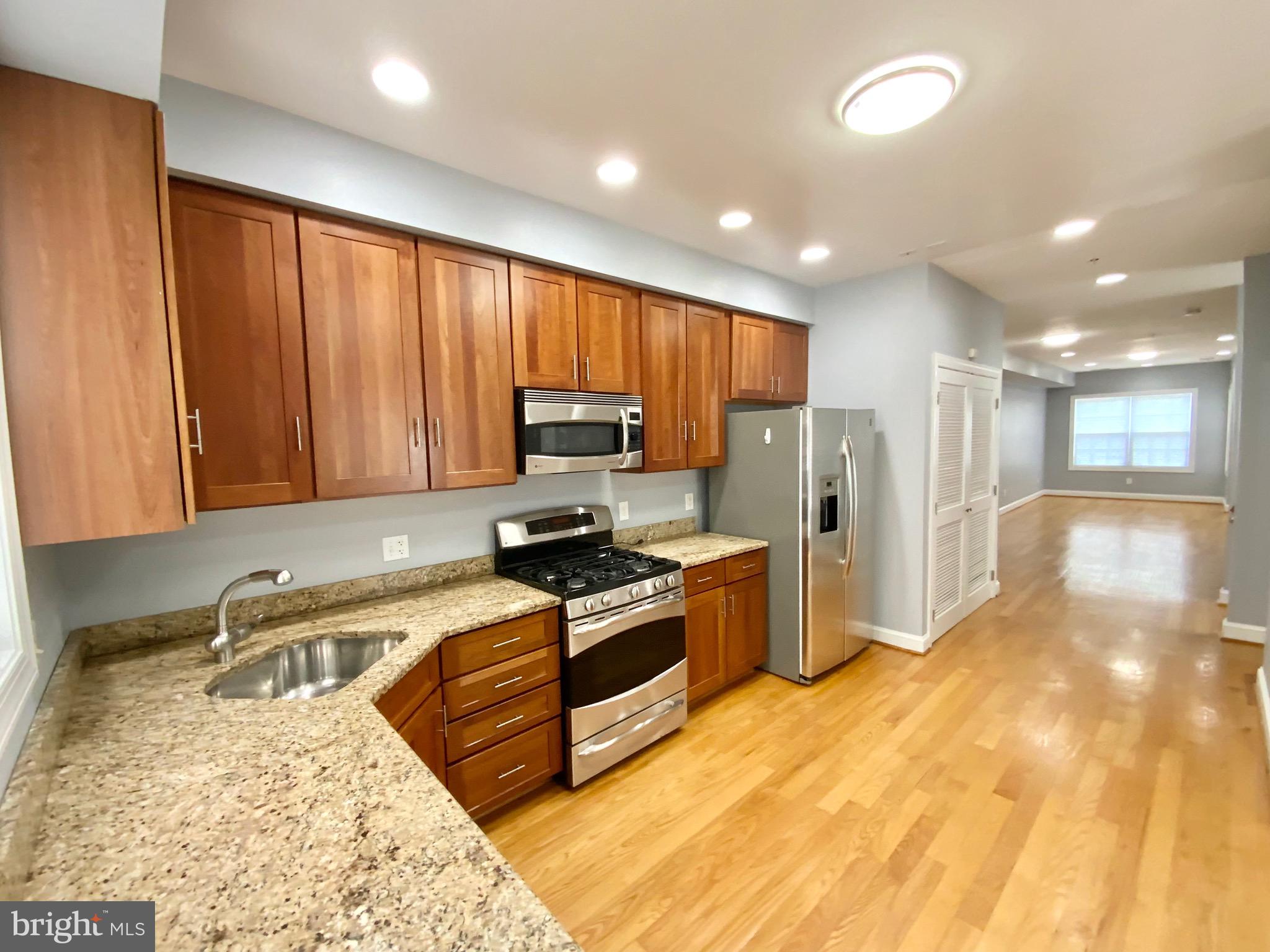 812 5th Street Northeast, Unit 2 Washington, DC 20002 - Photo 10 of 33