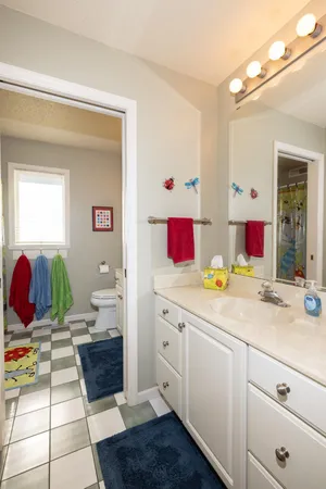 $654,900 | 916 42nd Avenue North, Fargo, ND 58102