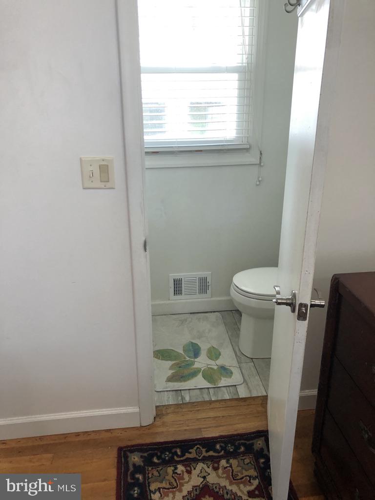 43 Lumar Road Lawrence Township, NJ 08648 - Photo 14 of 30 EN SUITE 2 PIECE BATHROOM