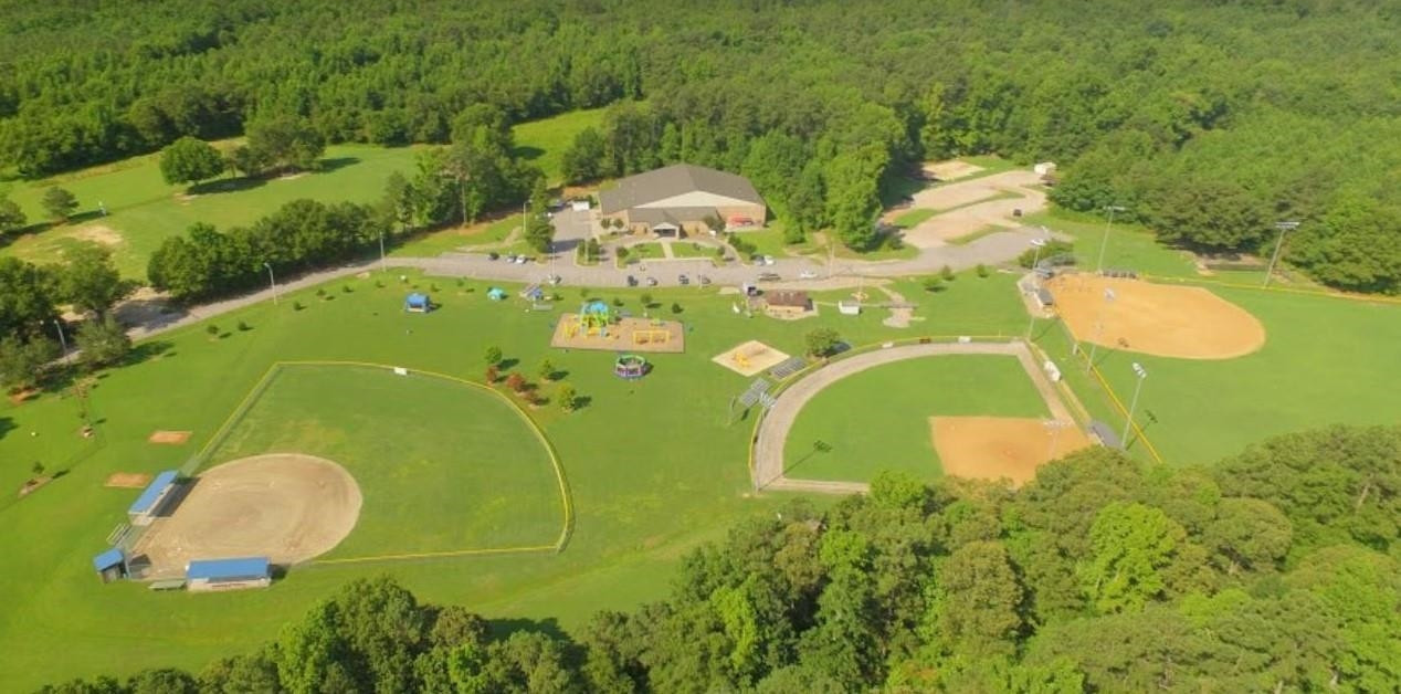 1000 Octans Way Wendell, NC 27591 - Photo 36 of 41 a view of a swimming pool with a yard