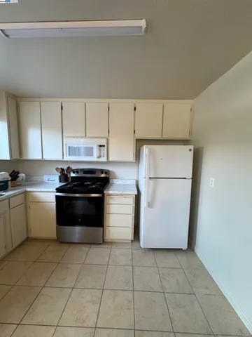 $2,800 | 2389 3rd Street, Livermore, CA 94550