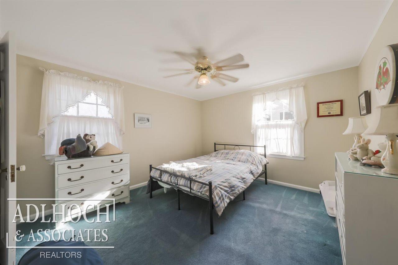 620 Barrington Road Grosse Pointe Park, MI 48230 - Photo 18 of 25