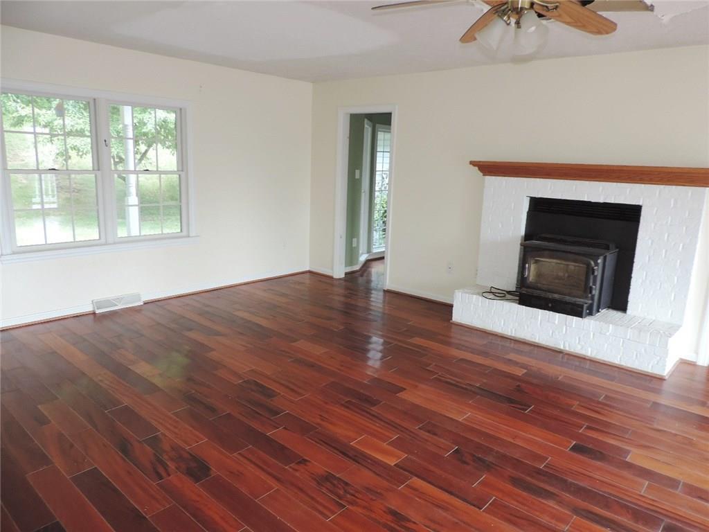 223 Levis Road Portersville, PA 16051 - Photo 4 of 22