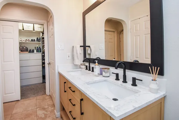 $480,000 | 2930 Kevin Lane, Houston, TX 77080