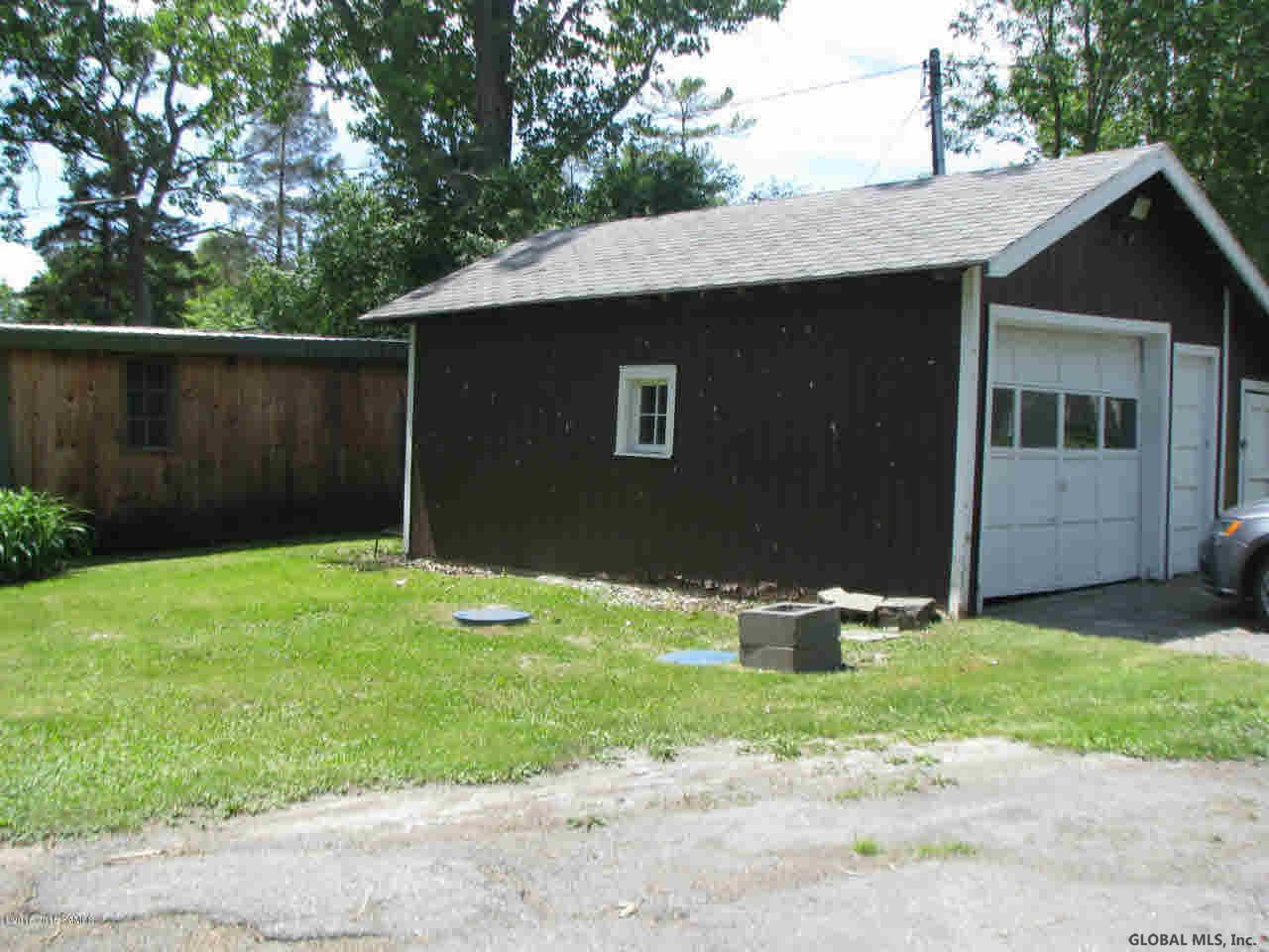 602 Bridge Crown Point Crown Point, NY 12928 - Photo 4 of 20 Photo 4