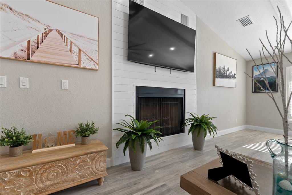 3422 West Shell Point Road Ruskin, FL 33570 - Photo 16 of 54