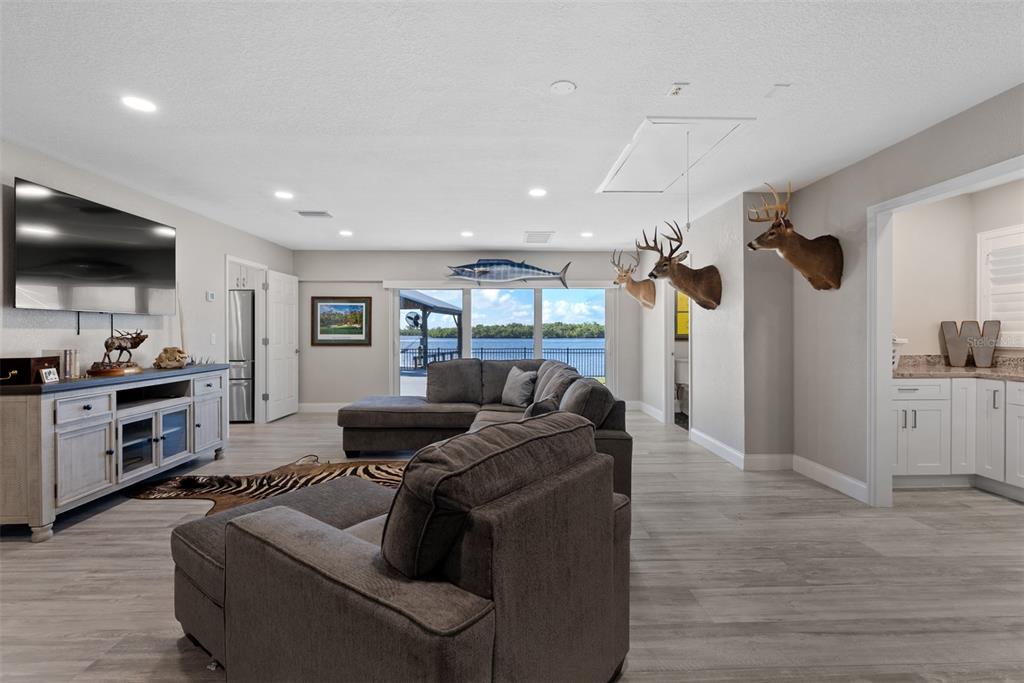 3422 West Shell Point Road Ruskin, FL 33570 - Photo 38 of 54