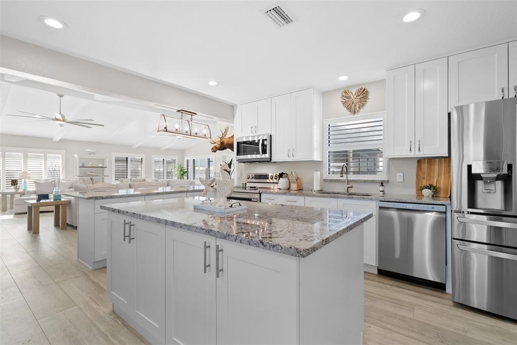 3422 West Shell Point Road Ruskin, FL 33570 - Photo 7 of 54