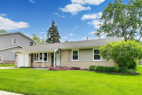 $389,900 | 241 Brookhaven Drive, Elk Grove Village, IL 60007