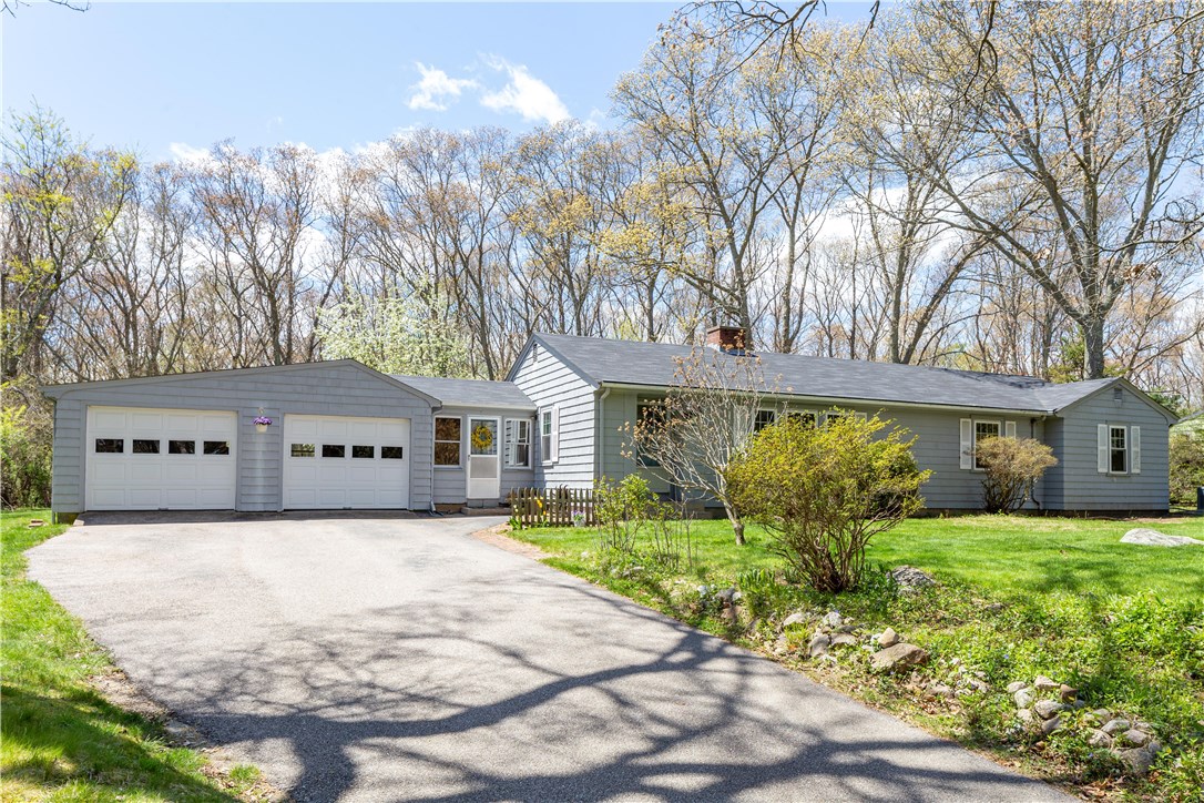 140 S Road South Kingstown, RI 02879 - Photo 3 of 34 Gallery Image 3