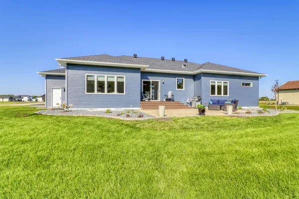 $799,000 | 6910 2nd Street Northwest, Moorhead, MN 56560
