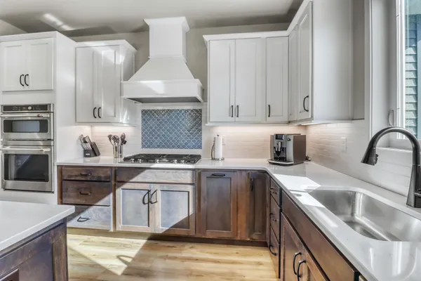 $799,000 | 6910 2nd Street Northwest, Moorhead, MN 56560