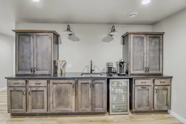 $799,000 | 6910 2nd Street Northwest, Moorhead, MN 56560