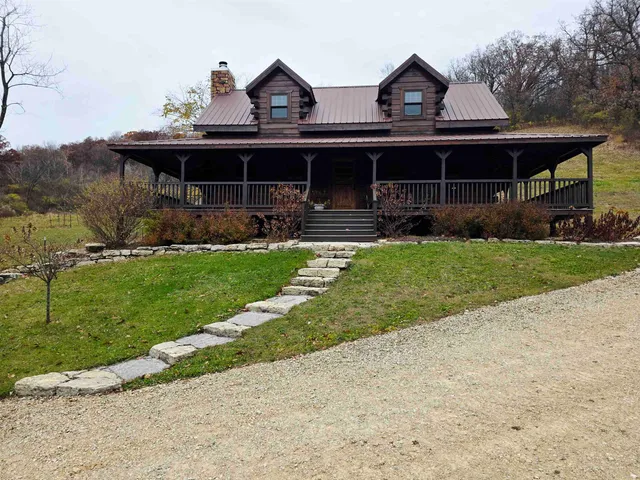 $625,000 | 145 South Witham, Ontario, WI 54651