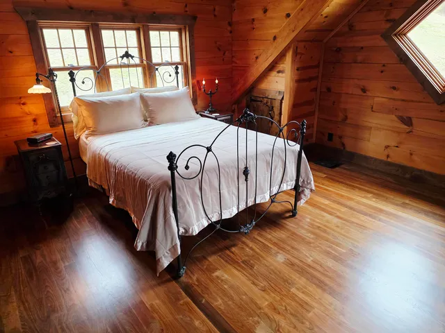 $625,000 | 145 South Witham, Ontario, WI 54651