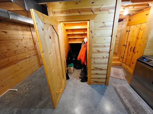 $599,500 | 145 South Witham, Ontario, WI 54651