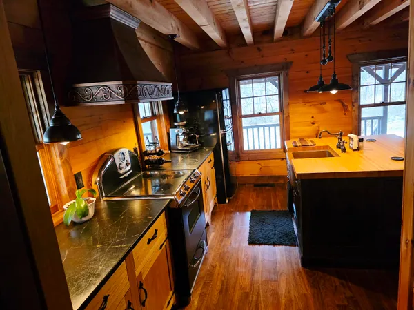 $599,500 | 145 South Witham, Ontario, WI 54651