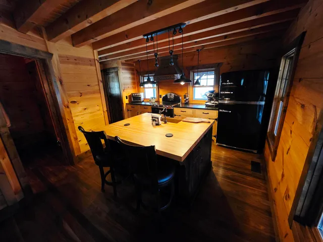 $625,000 | 145 South Witham, Ontario, WI 54651