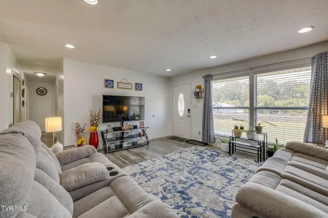 $309,900 | 660 Way Cross Road, Church Hill, TN 37642