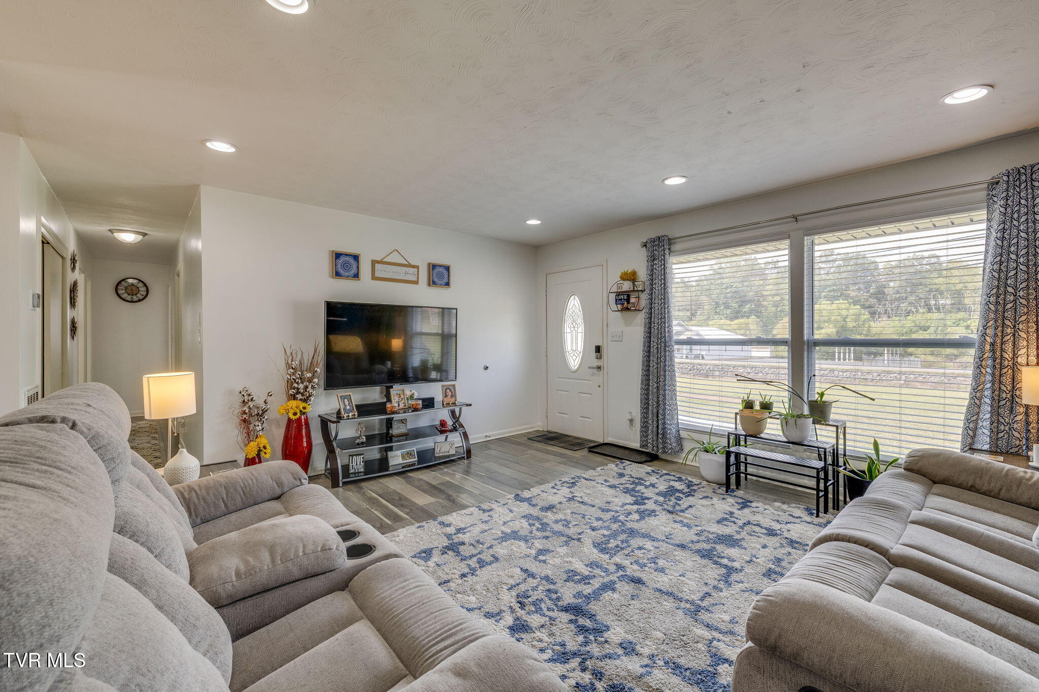 660 Way Cross Road Church Hill, TN 37642 - Photo 7 of 30 007