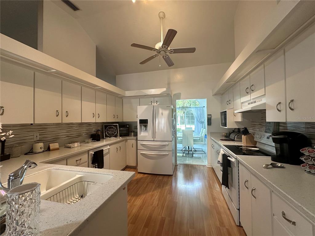 8290 Southwest 108th Pl Road Ocala, FL 34481 - Photo 12 of 48 Gallery Image 12