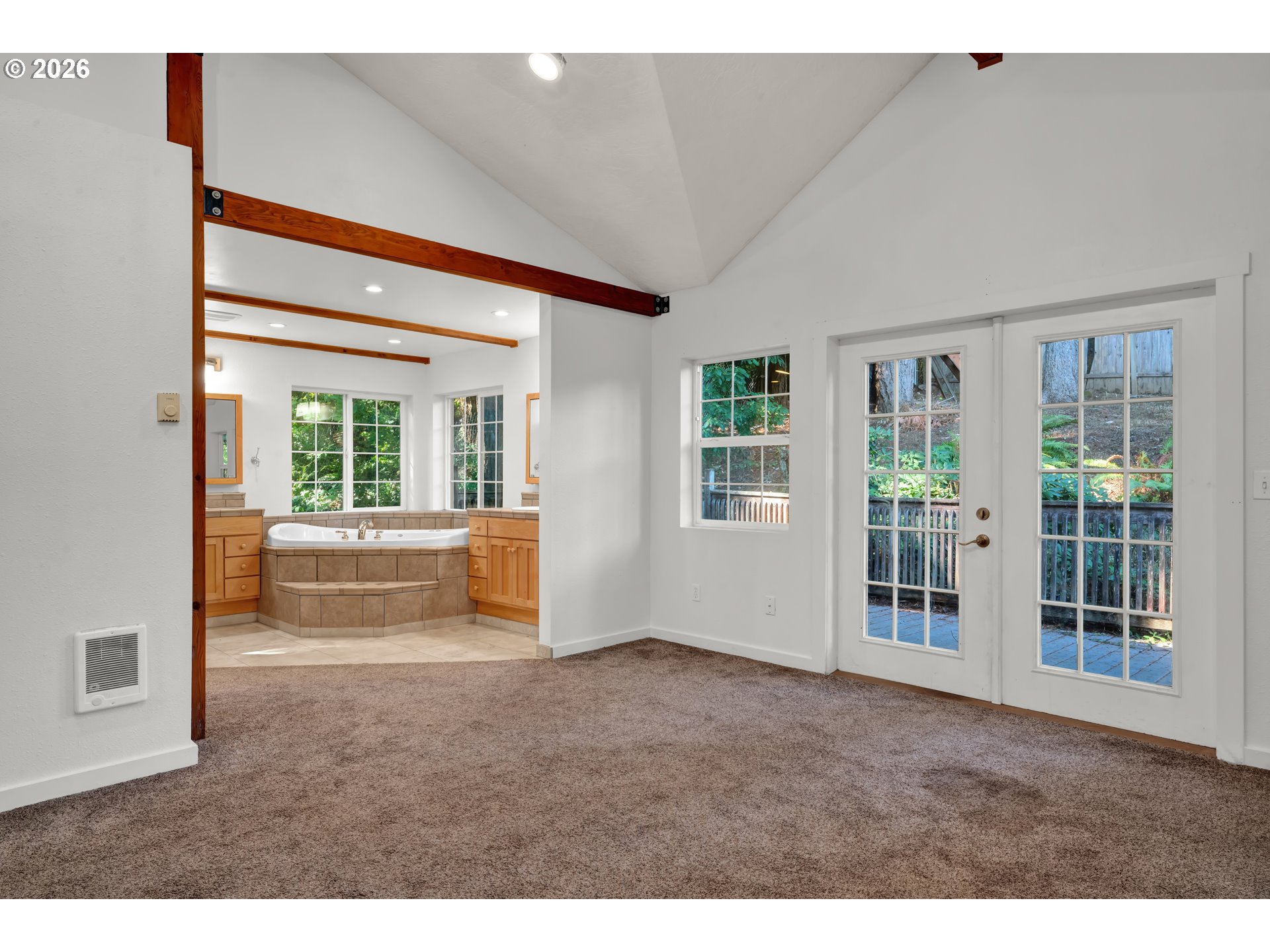 947 South R Street Cottage Grove, OR 97424 - Photo 32 of 48 a view of empty room with floor to ceiling window