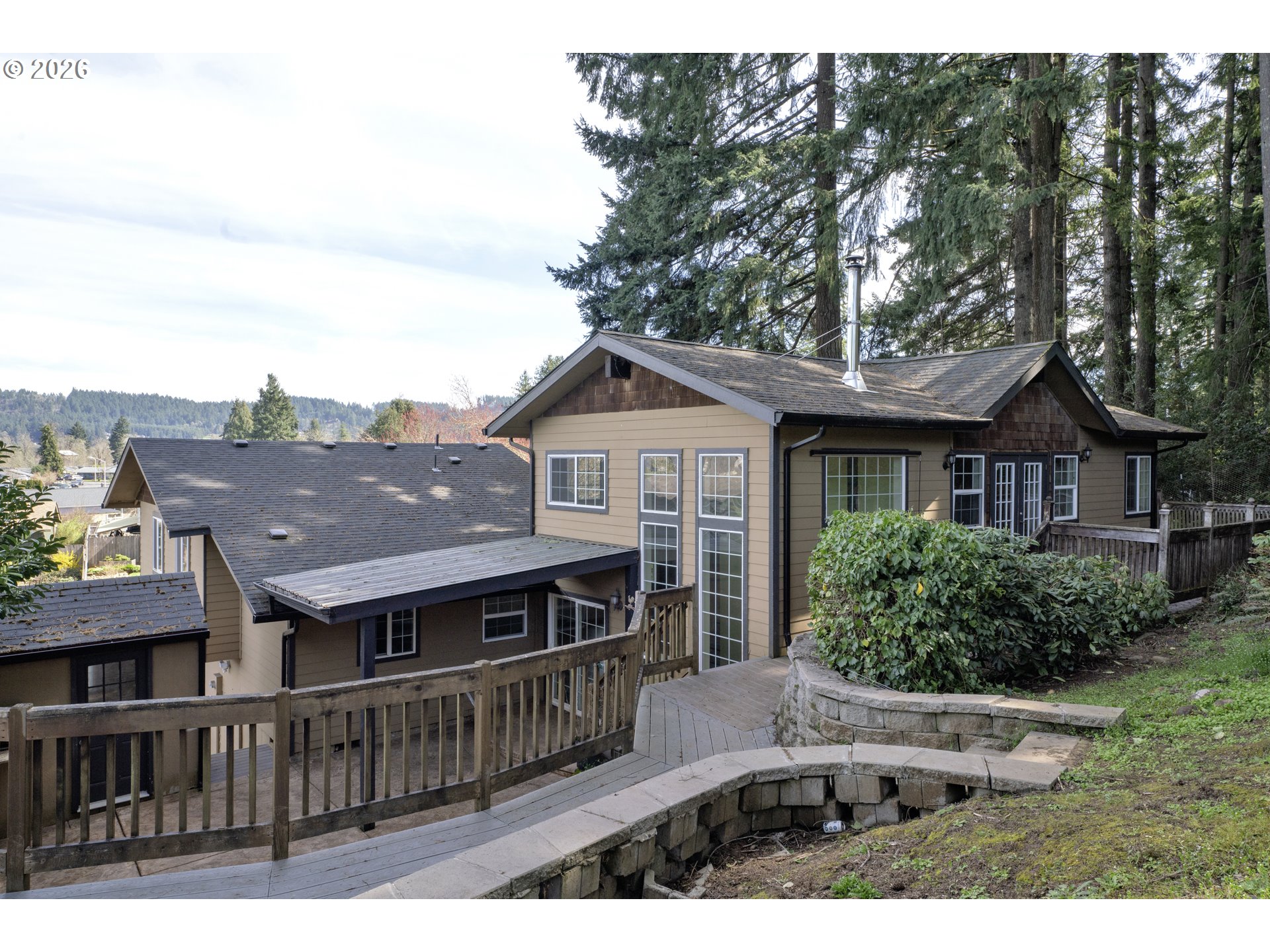 947 South R Street Cottage Grove, OR 97424 - Photo 41 of 48 a aerial view of a house with a porch