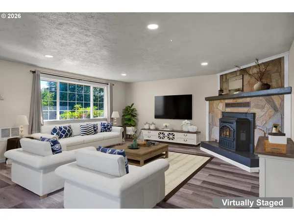 $610,000 | 947 South R Street, Cottage Grove, OR 97424