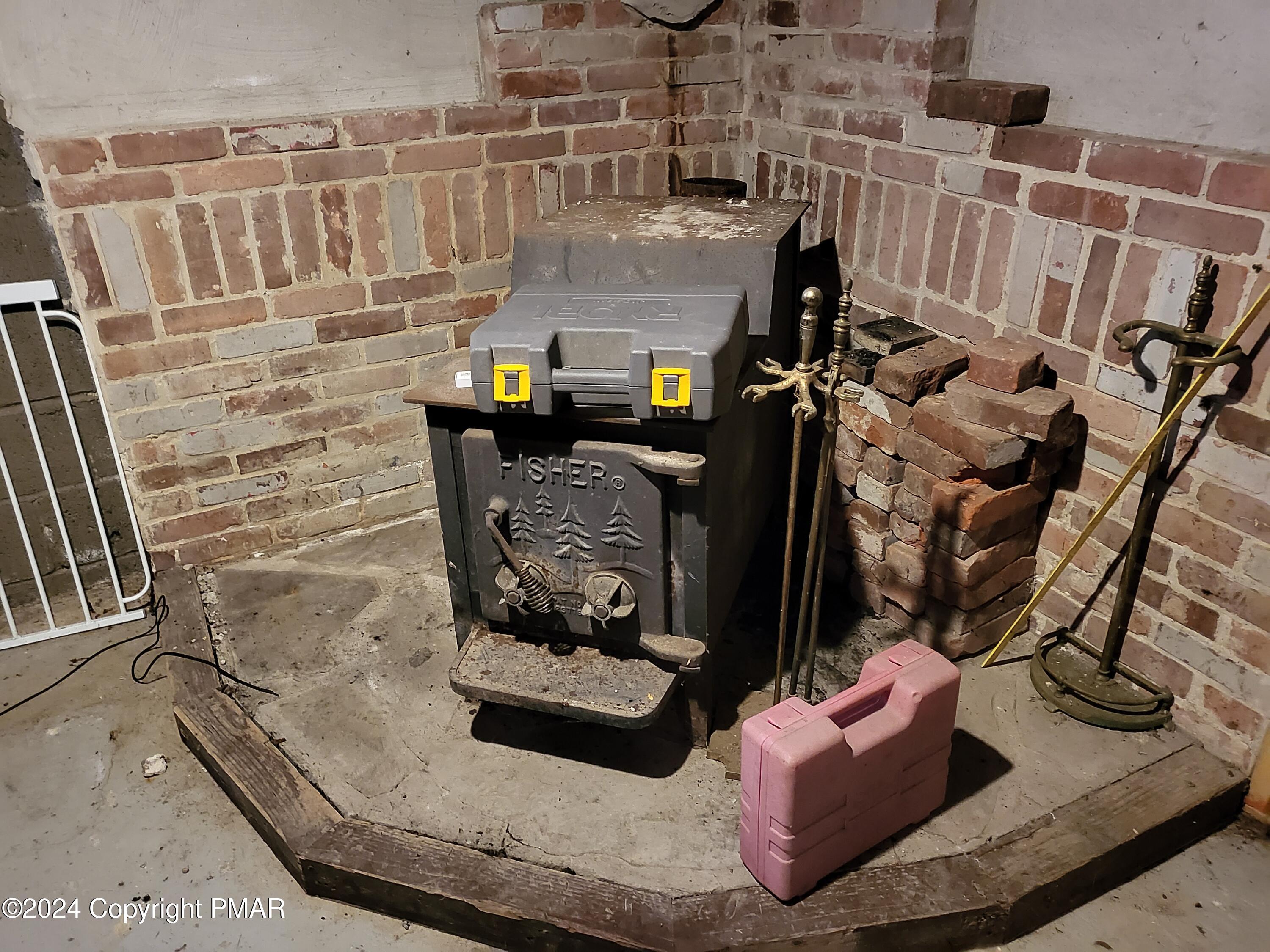 191 Sportsmen Drive Cresco, PA 18326 - Photo 23 of 29 a view of water heater room
