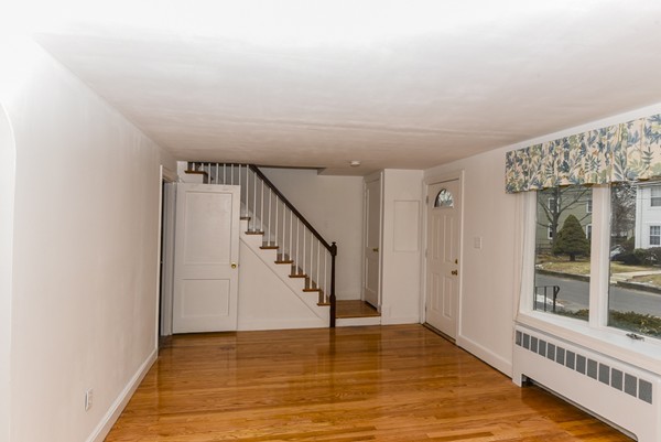 58 Hooper Road Dedham, MA 02026 - Photo 3 of 11 Gallery Image 3