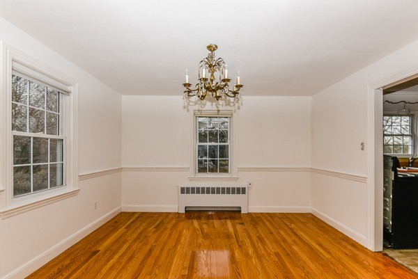 58 Hooper Road Dedham, MA 02026 - Photo 5 of 11 Gallery Image 5